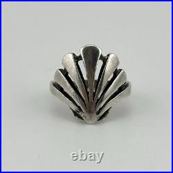 Vintage Retired James Avery Shell Sterling Silver Ring Scallop Size 2.5 2.75 Vintage Retired James Avery Shell Sterling Silver Ring Scallop Size 2.5 2.75